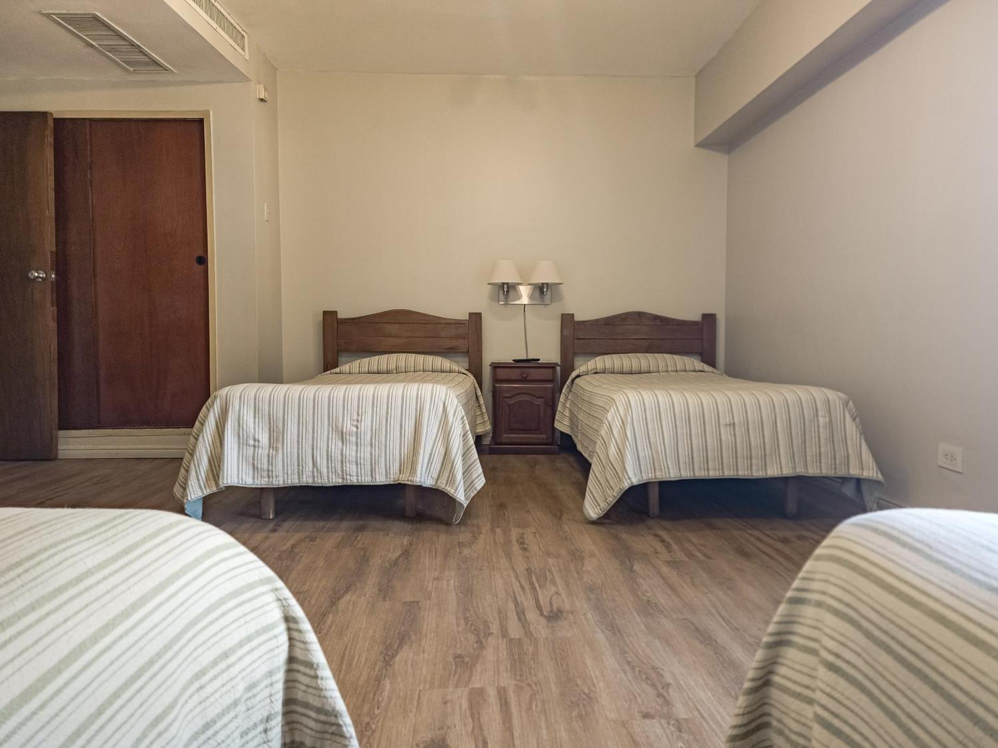 Hotel Marbella Buenos Aires Esterno foto
